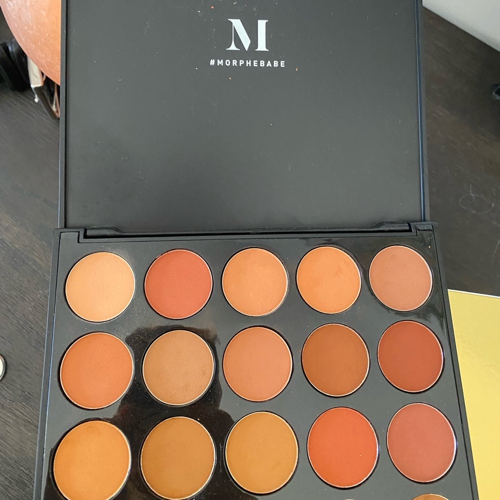 Morphe 25D Oh Boy! Lightly used eyeshadow.